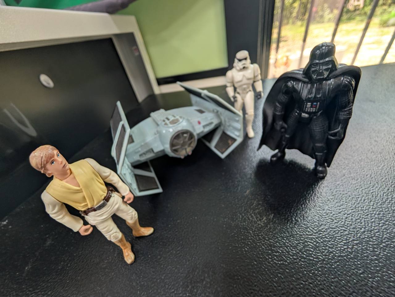 1995–97 Star Wars Power of the Force 2 Lot — Vader TIE Advanced & 3 Figures, photo 1 of 5